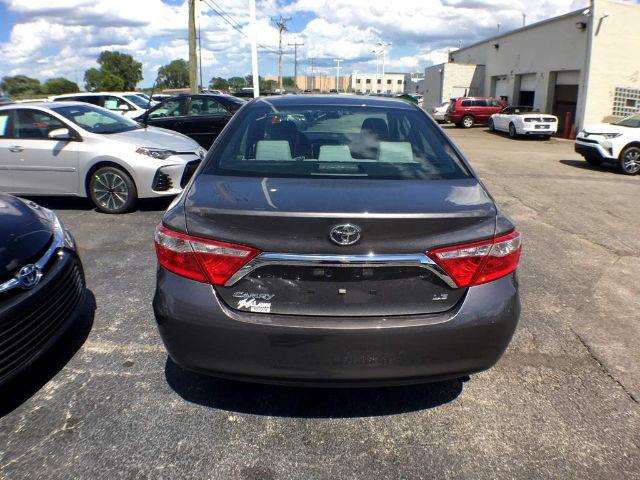 2017 Toyota Camry LE 4Dr Sedan